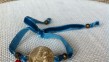 Pulsera escapulario en terciopelo azul